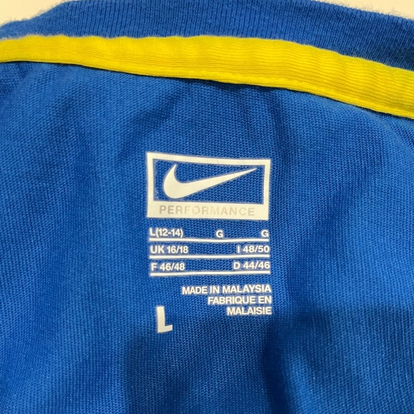 Nike woman’s performance short sleeve t-shirt, size L - Picture 3 of 4